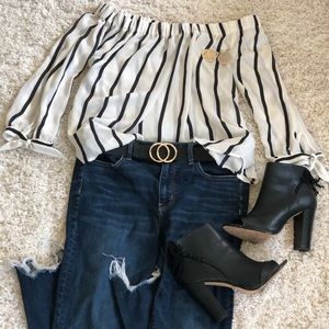 Long sleeve, Express, off the shoulder top